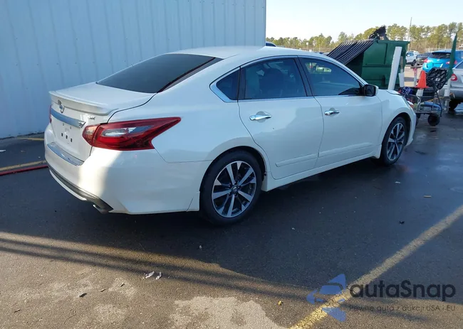 1N4AL3AP3HN308678: 44038124