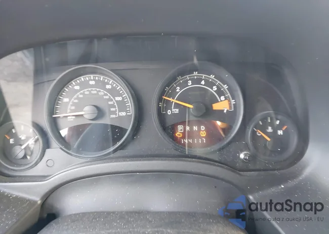 1C4NJRFB0FD176516: 44038125