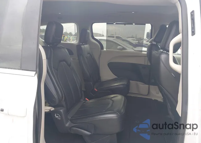 2C4RC1DG8LR172640: 44038149