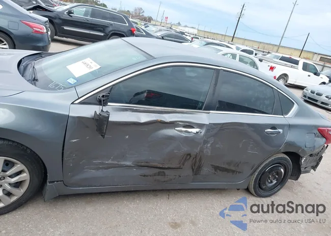 1N4AL3AP9JC471675: 44038201