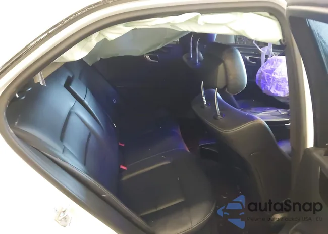 WDDHF5KB7EB074689: 44037246