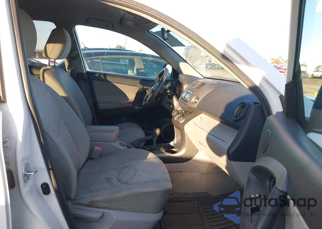 2T3BF4DV0CW197305: 44037274