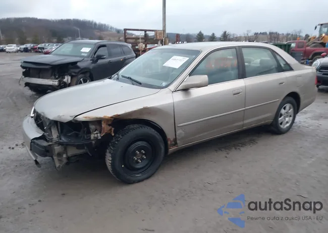 4T1BF28B9YU088071: 44037327