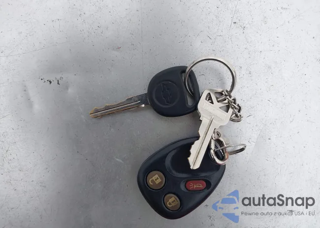 1GNEC16T64J185926: 44037337