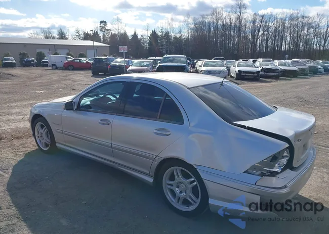 WDBRF65J54F487465: 44037388