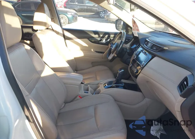 JN8AT2MT9JW466234: 44037405