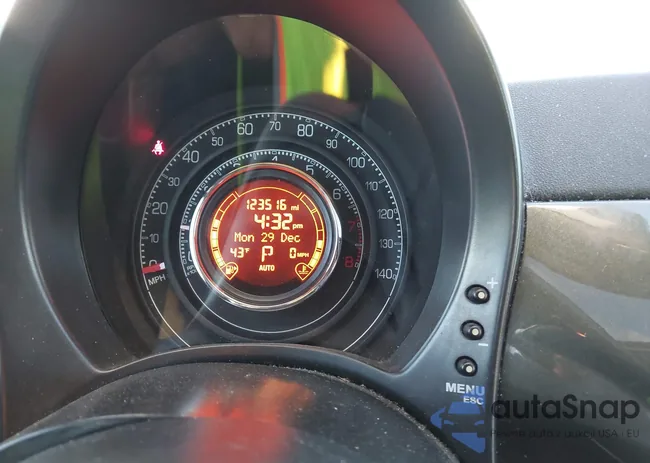 3C3CFFBR0CT371035: 44037427