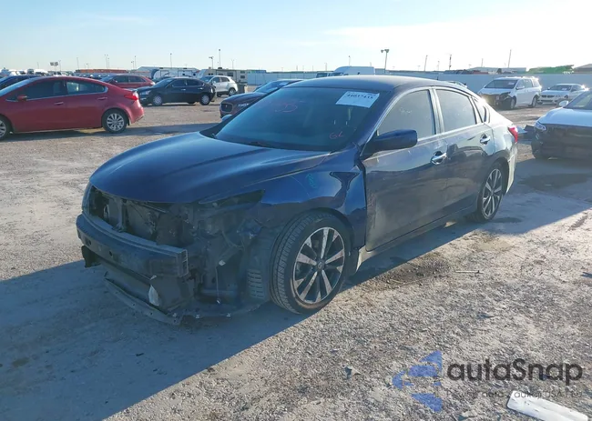 1N4AL3AP8HC279674: 44037435