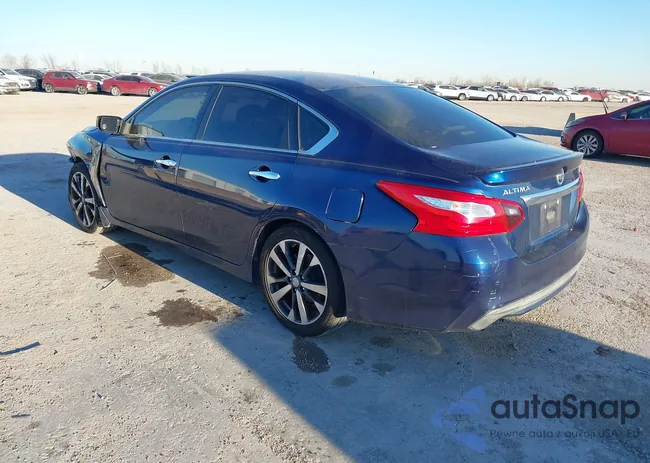 1N4AL3AP8HC279674: 44037435