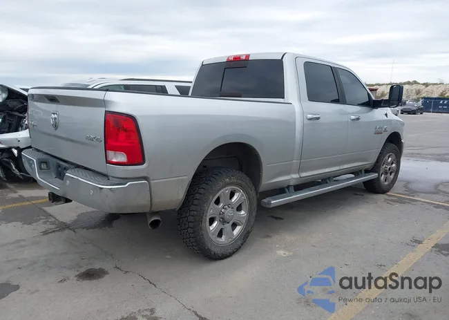 3C6UR5DLXGG102055: 44037462