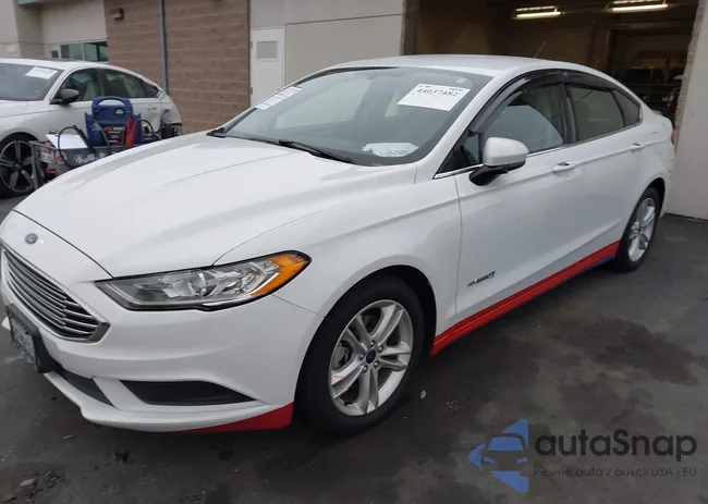 3FA6P0UU1JR233878: 44037482