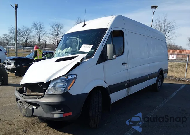 WD3PE8CD0JP600193: 44037496