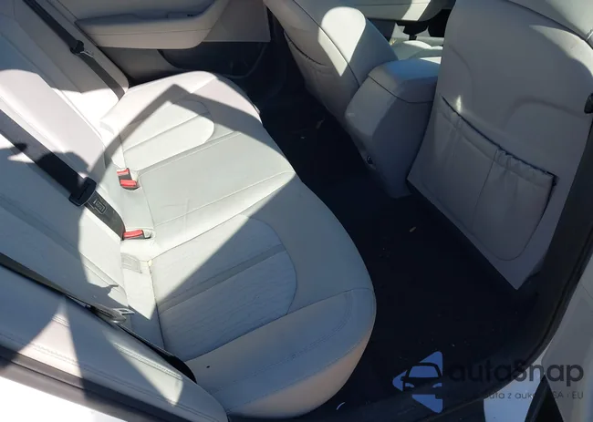 KMHE24L31HA065163: 44037535