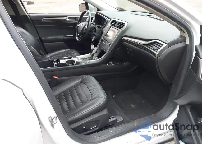 3FA6P0HR2DR153953: 44037551