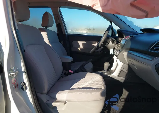 JF2SJADC3GH401779: 44037598