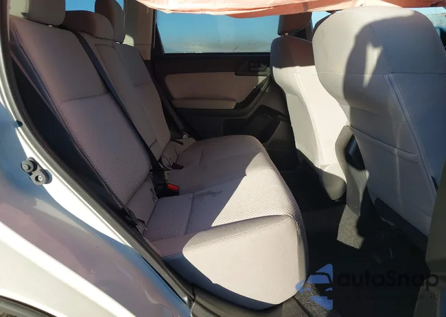 JF2SJADC3GH401779: 44037598