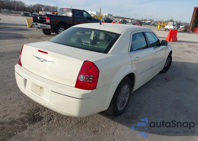 2C3KA53G08H189062: 44038777