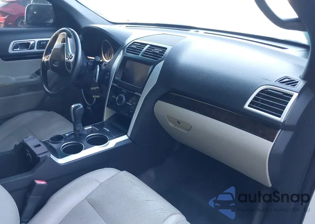 1FMHK7F84CGA91672: 44038863