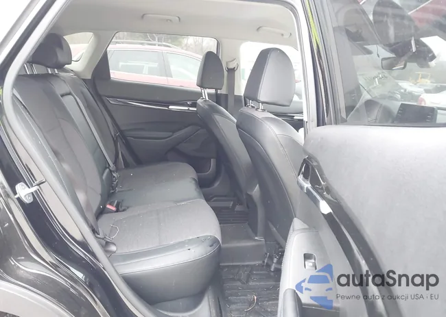 KNDEU2AA6M7050153: 44038914