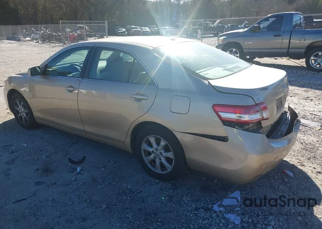 4T1BF3EK8BU761210: 44038945