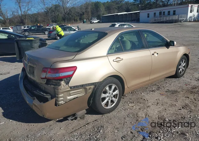 4T1BF3EK8BU761210: 44038945