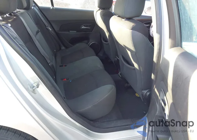 1G1PE5S98B7263431: 44038947