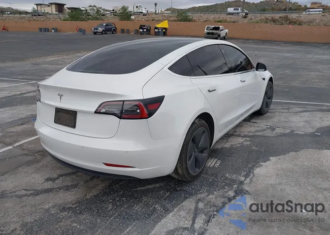 5YJ3E1EA2KF509288: 44039117