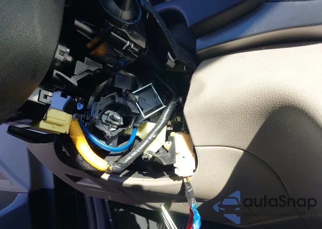 KMHD74LF6HU403131: 44038352