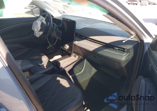 3FMTK1R4XRMA02430: 44038516