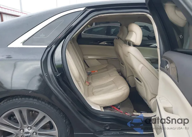 3LN6L2JK7DR820400: 44038622