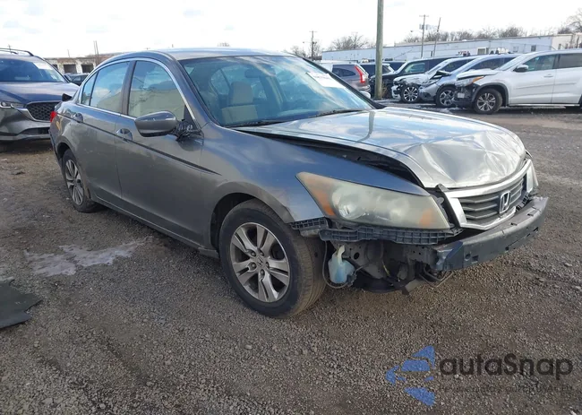 1HGCP264X8A090246: 44039682