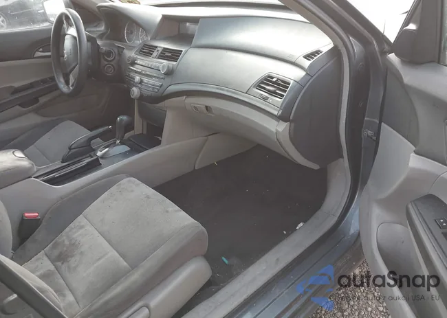 1HGCP264X8A090246: 44039682