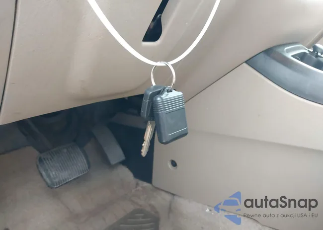 1FMCU03127KB70263: 44039852