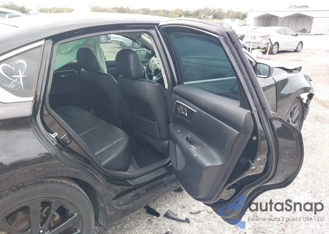 1N4AL3AP4JC185541: 44039927