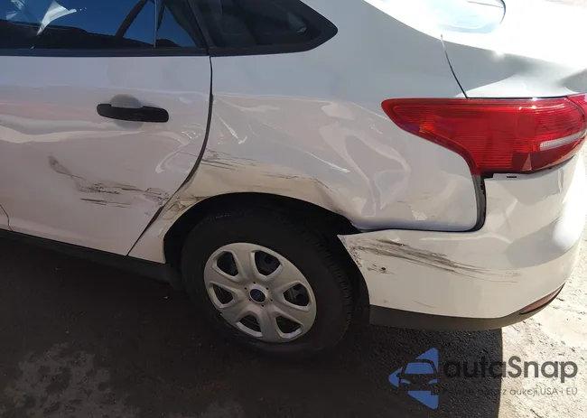 1FADP3E24HL324965: 44040016