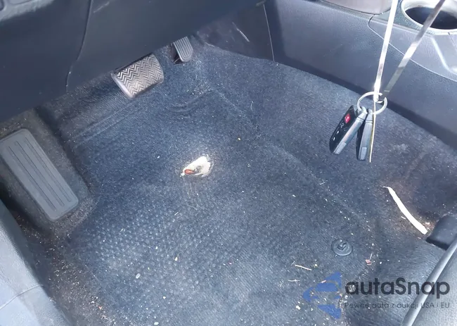 2T3YFREV6DW049781: 44040093