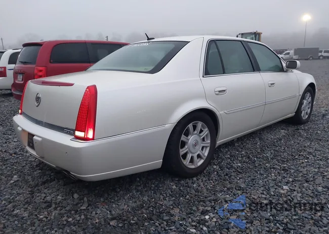 1G6KD57Y68U115778: 44040128