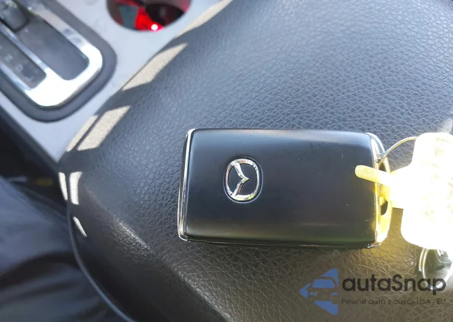 3MVDMBCM6RM609909: 44040214