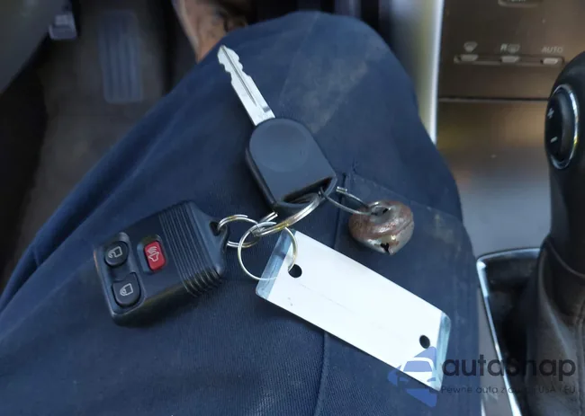 2FMDK3JC2DBC80400: 44039247