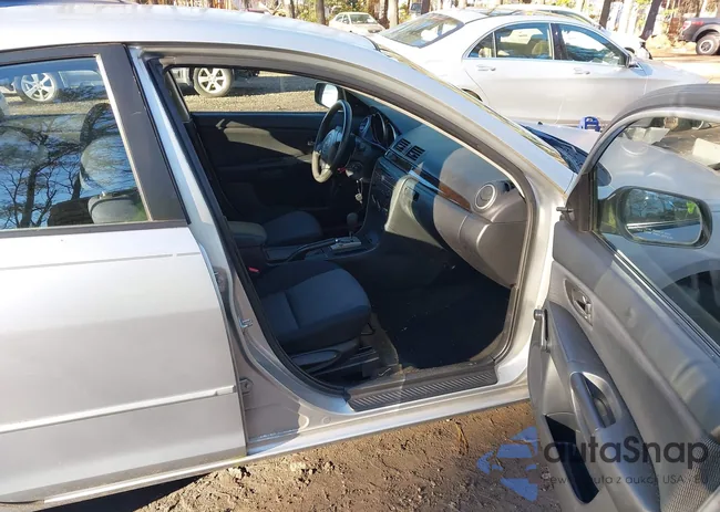 JM1BK12F371751253: 44039261