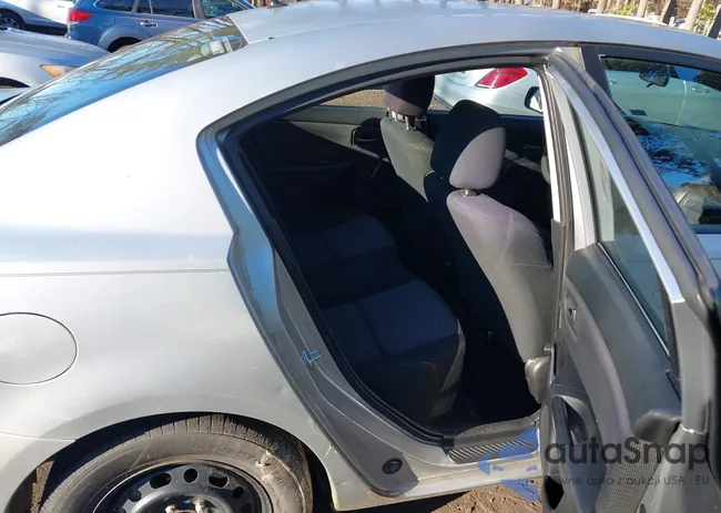 JM1BK12F371751253: 44039261