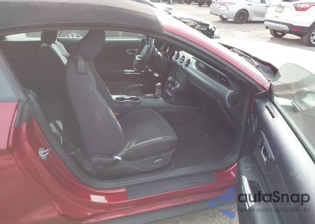 1FATP8UH3J5173948: 44039281