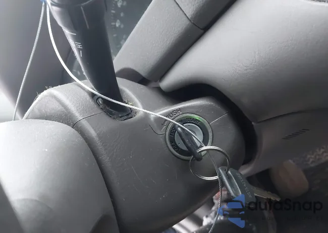 4T1BE32K03U183287: 44039328