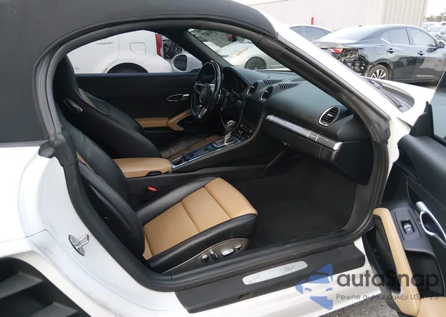 WP0CA2A80KS210969: 44039387