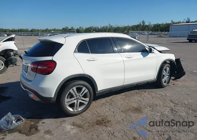 WDCTG4EB2KJ552150: 44039401