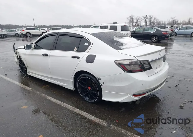 1HGCR3F97HA026032: 44039500