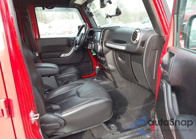 1C4HJWFG6HL754649: 44039532