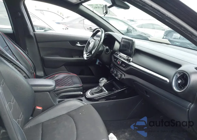 3KPF34AD4ME280397: 44039562