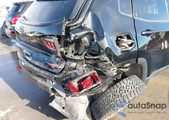 3C4NJDDN9RT116331: 44040657