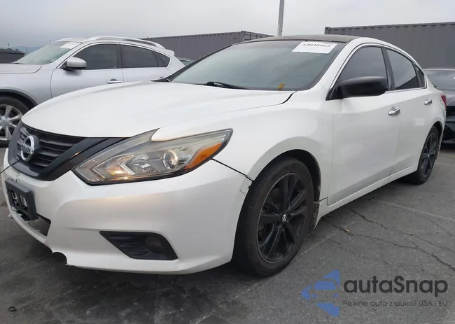 1N4AL3AP4JC220904: 44040665